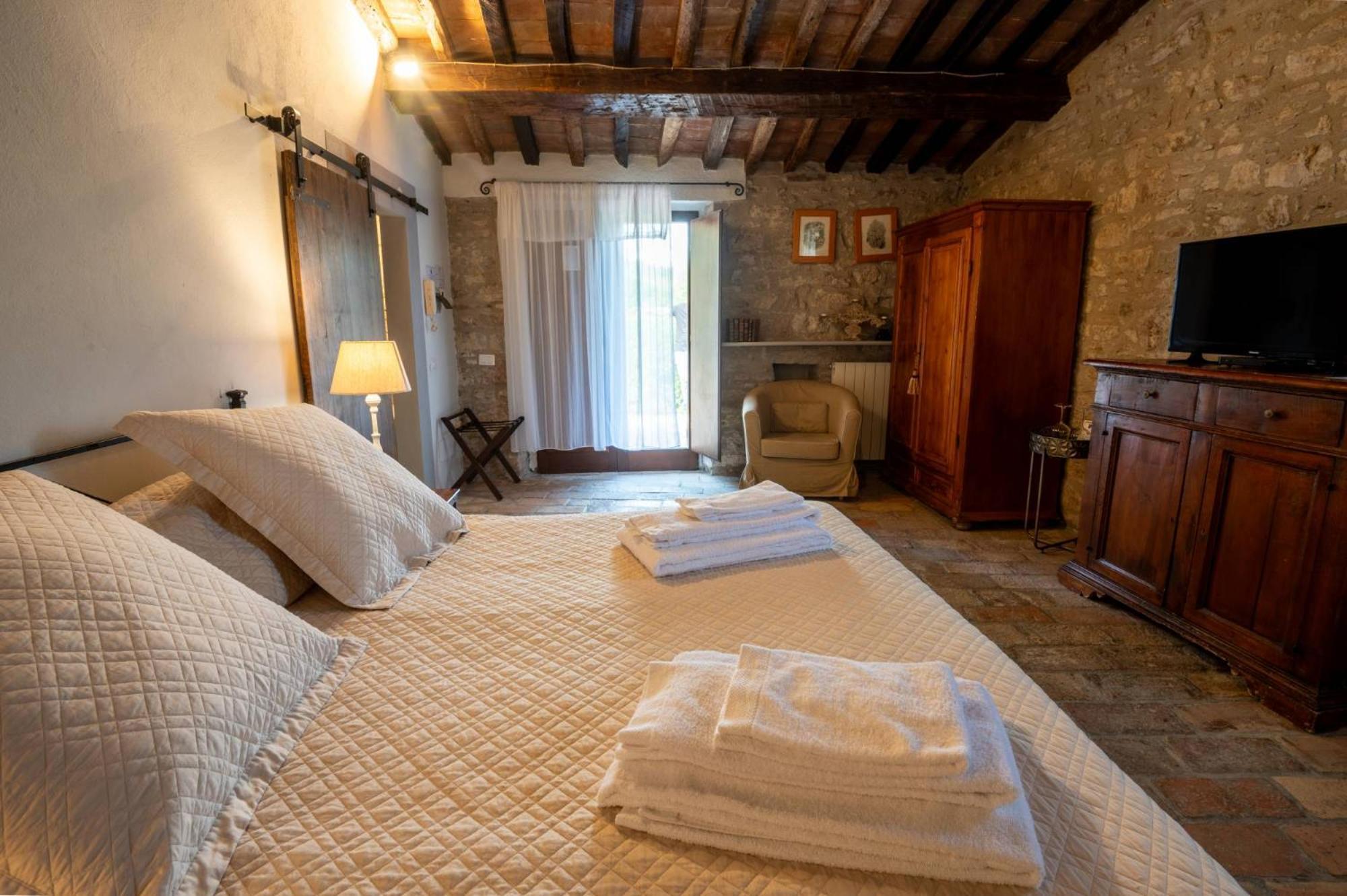 Bed and Breakfast Castello Valenzino Antognola Zewnętrze zdjęcie