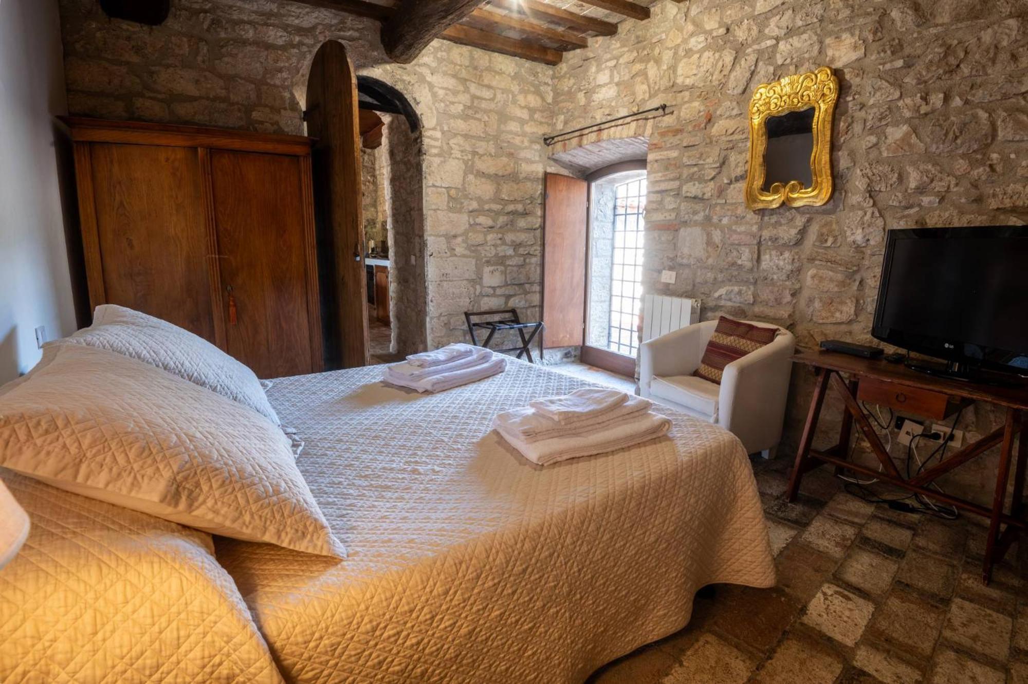 Bed and Breakfast Castello Valenzino Antognola Zewnętrze zdjęcie