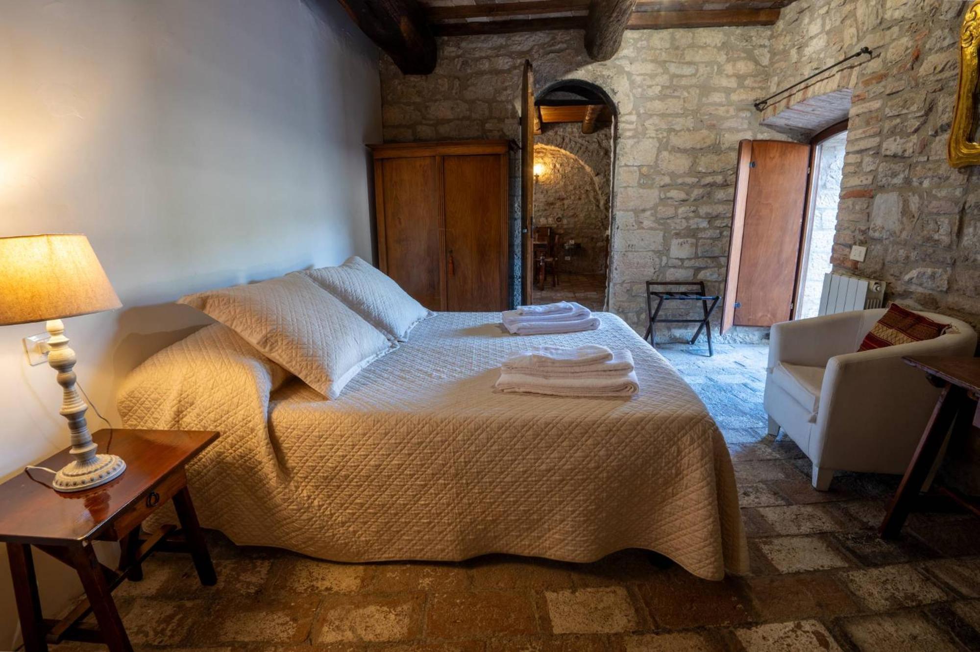 Bed and Breakfast Castello Valenzino Antognola Zewnętrze zdjęcie
