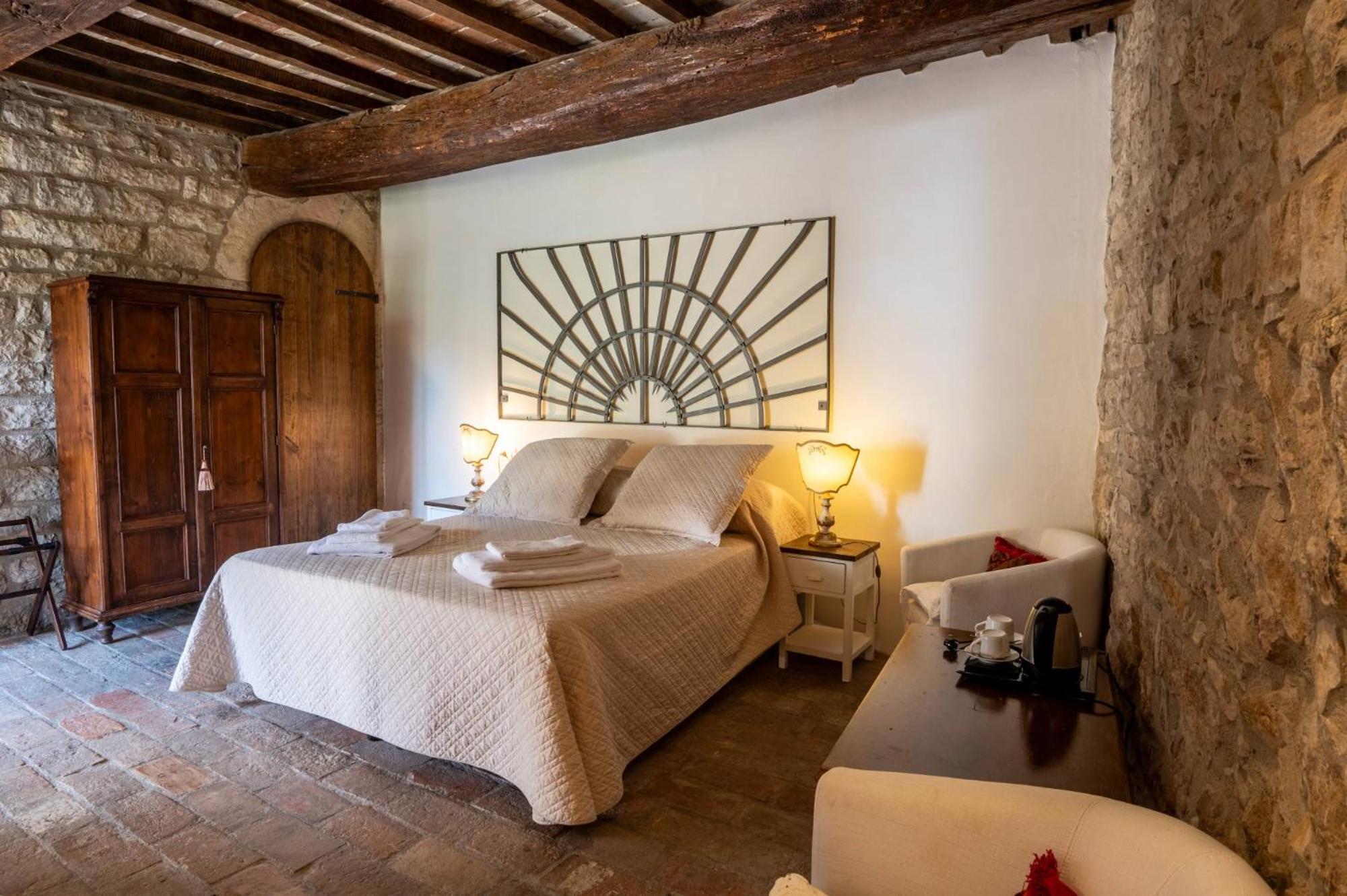 Bed and Breakfast Castello Valenzino Antognola Zewnętrze zdjęcie